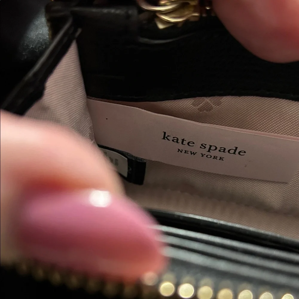 Kate Spade Black Zip-Around Wallet EUC - Picture 8 of 12